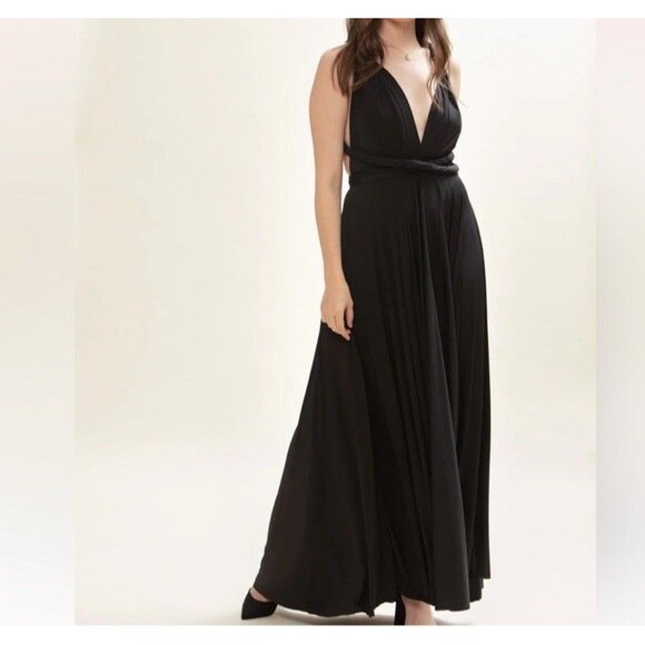 Two Birds Classic Ballgown in Black Size: B - Picture 2 of 12